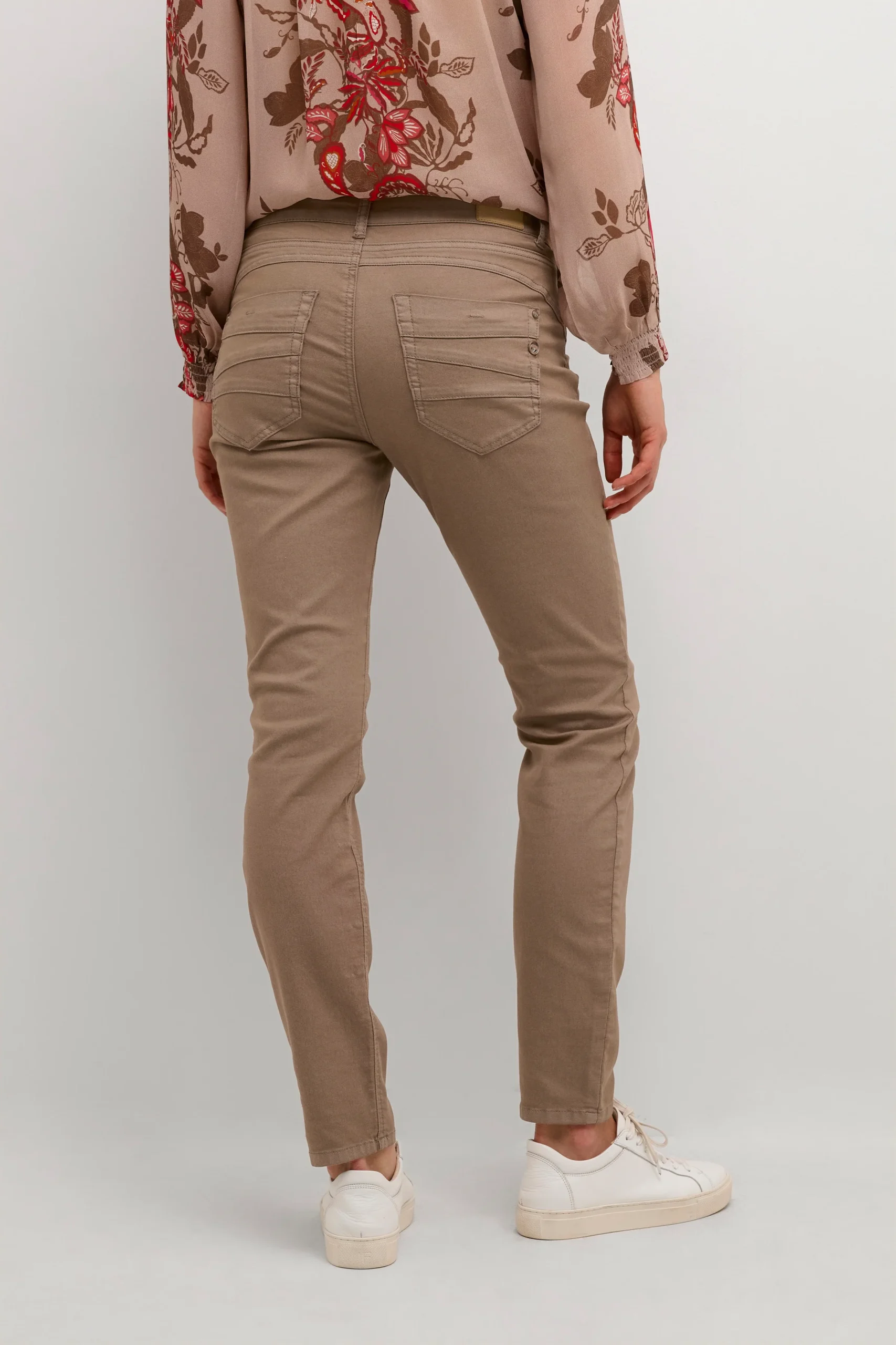 Pantalon en denim classique – Image 9