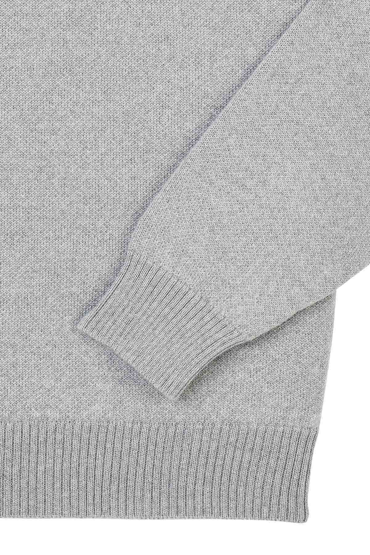 Sweat gris chiné en laine mérinos pour femme – Image 6