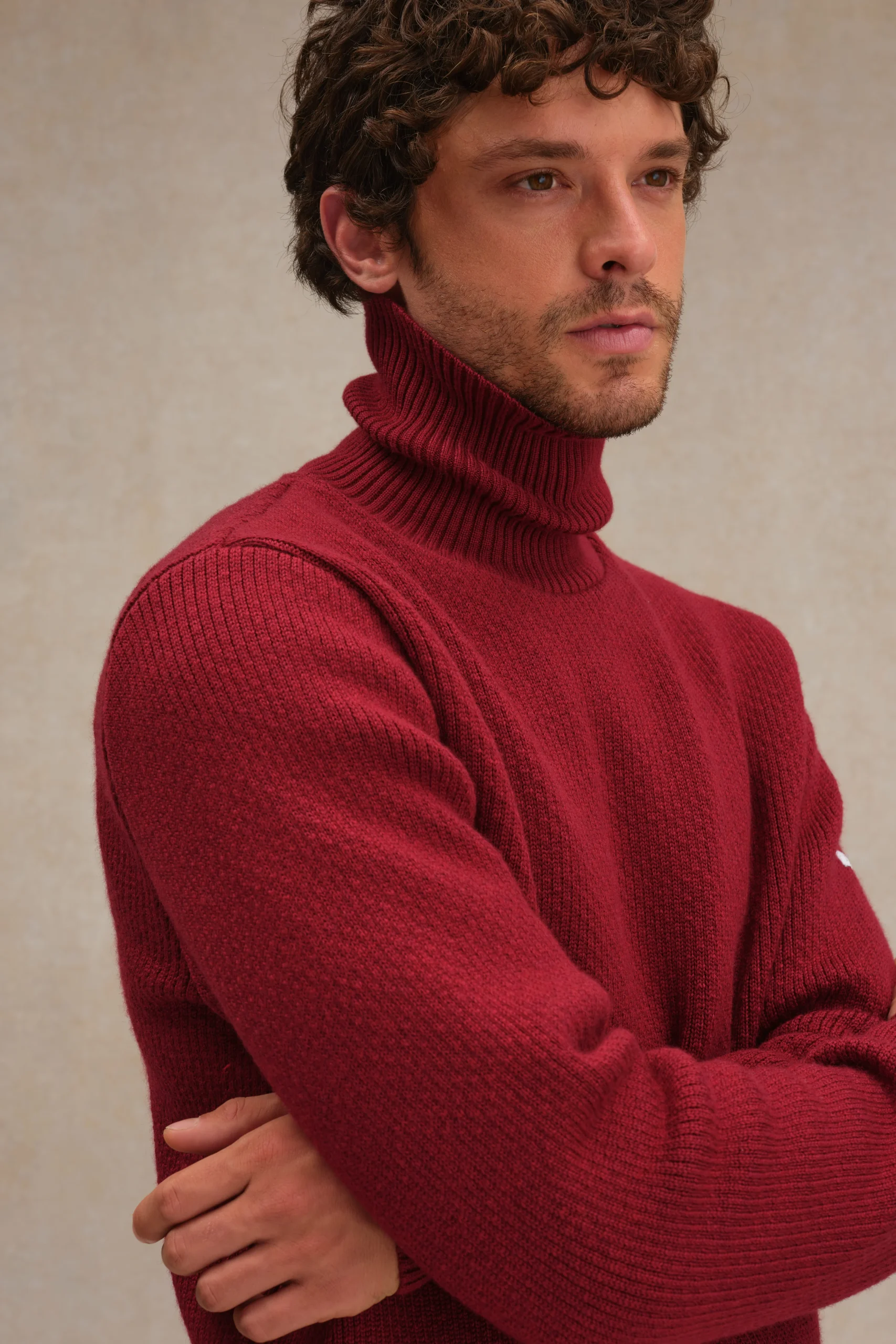 Pull col roulé Norvégien bordeaux pour homme – Image 2