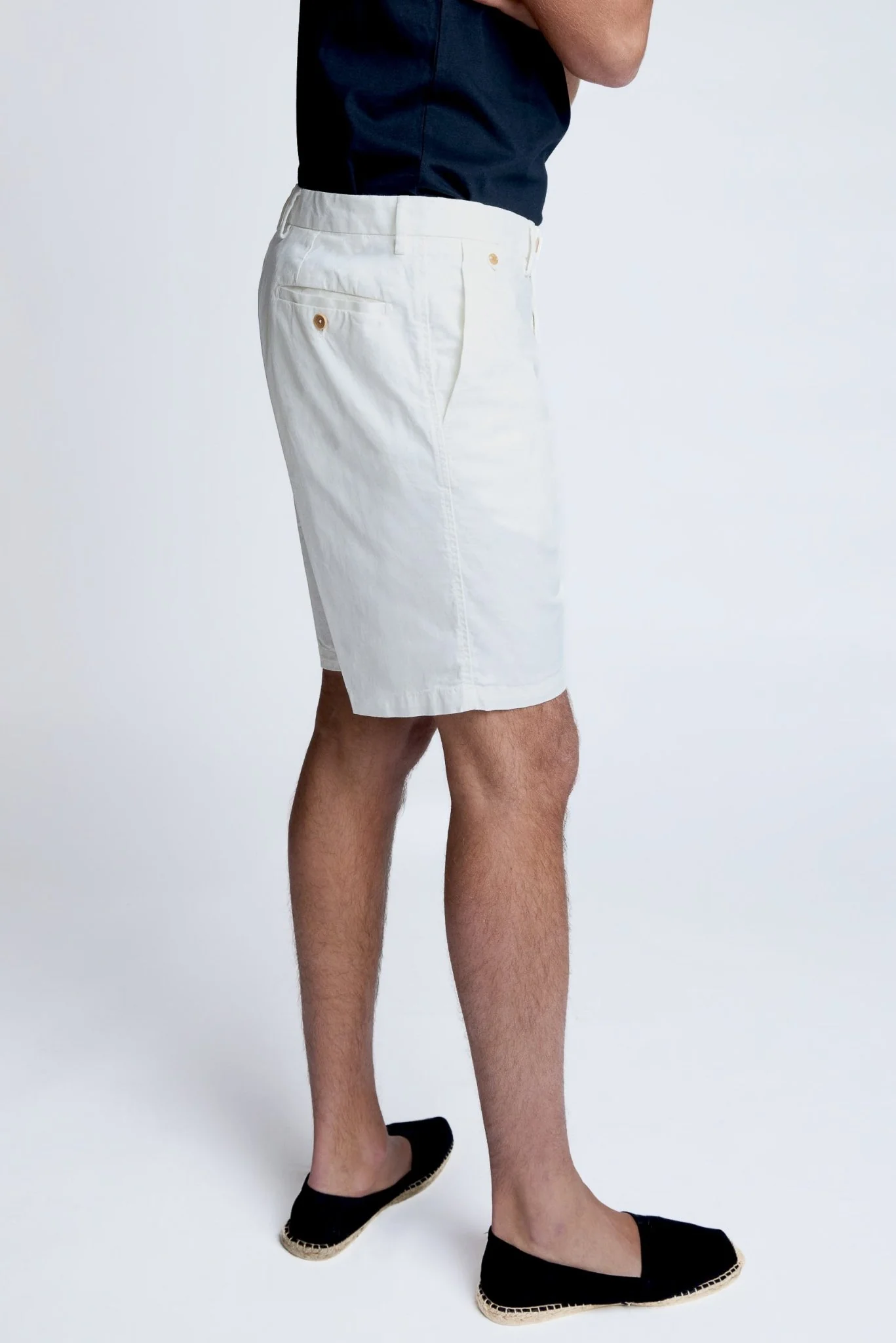 Bermuda William BDA chino en gabardine de coton stretch blanc cassé – Image 3