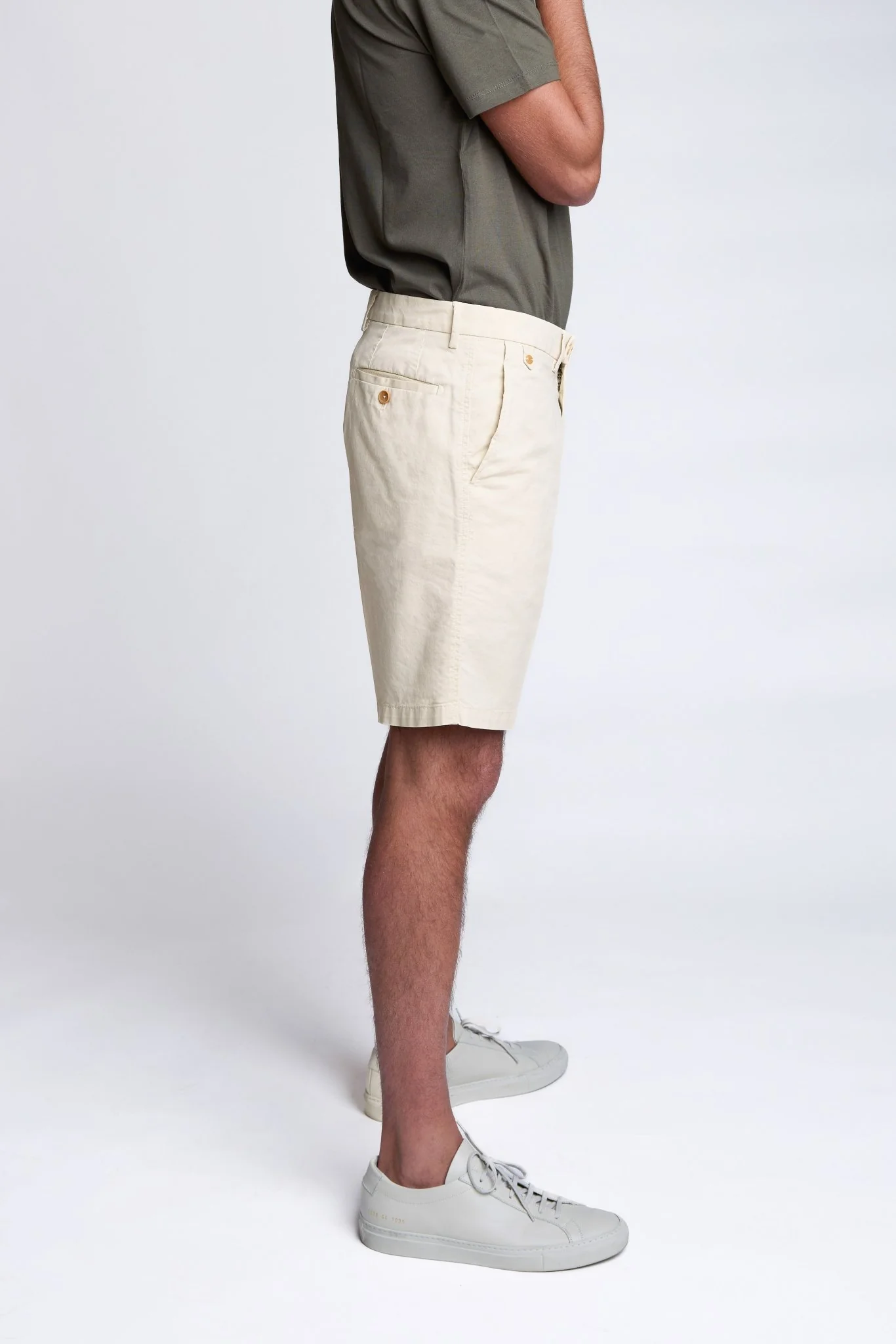 Bermuda William BDA chino en gabardine de coton stretch sable blanc – Image 2