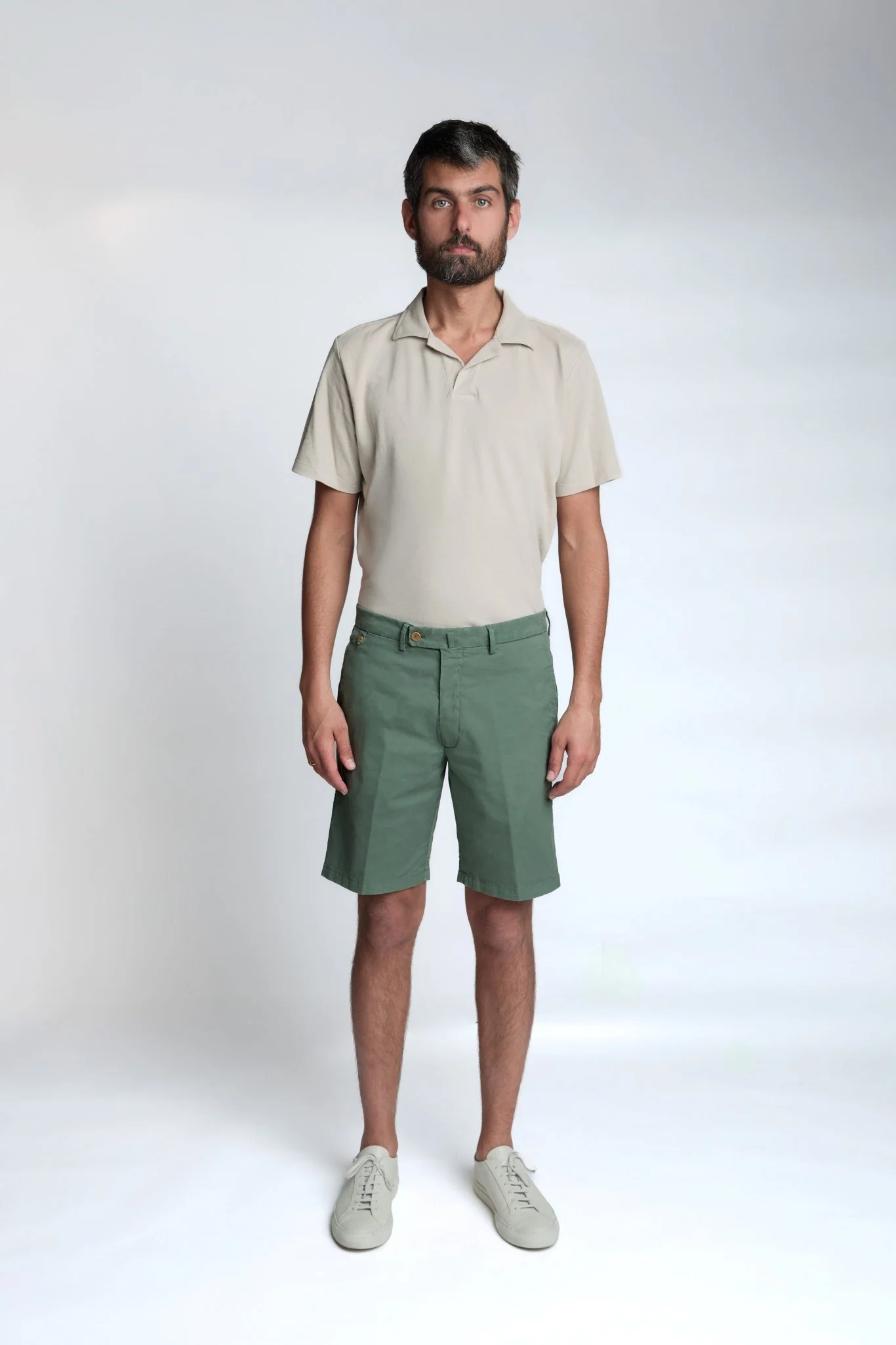 Bermuda William BDA chino en gabardine de coton stretch vert provence – Image 2